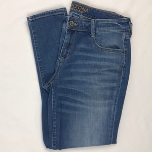 Arizona Jean Company Blue Jeans